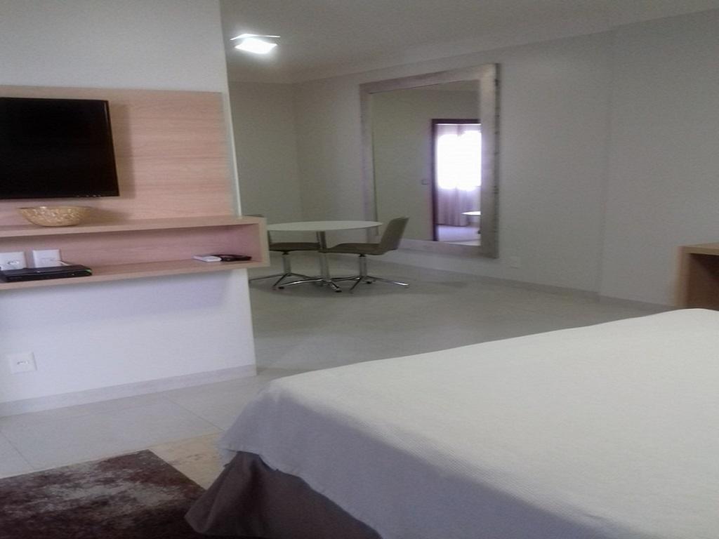 Wembley Park Hotel Porangatu Bagian luar foto